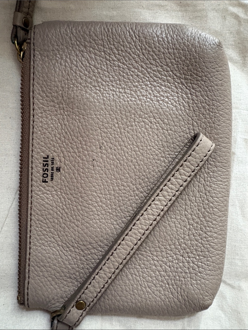 Fossil Pebbled Leather Wristlet — Light Taupe